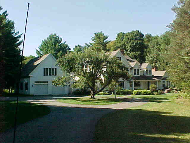 Building photograph for 225 WELLS HILL ROAD